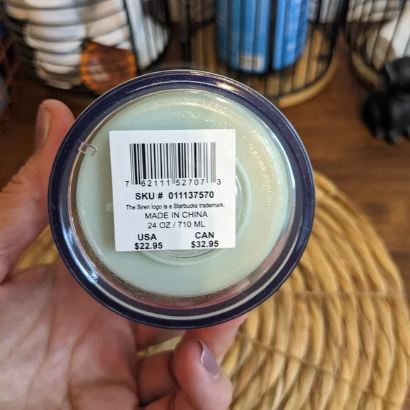 Starbucks 2022 Holiday Mint Winter Woodland Color-Changing Tumbler 24oz Venti - Picture 4 of 5